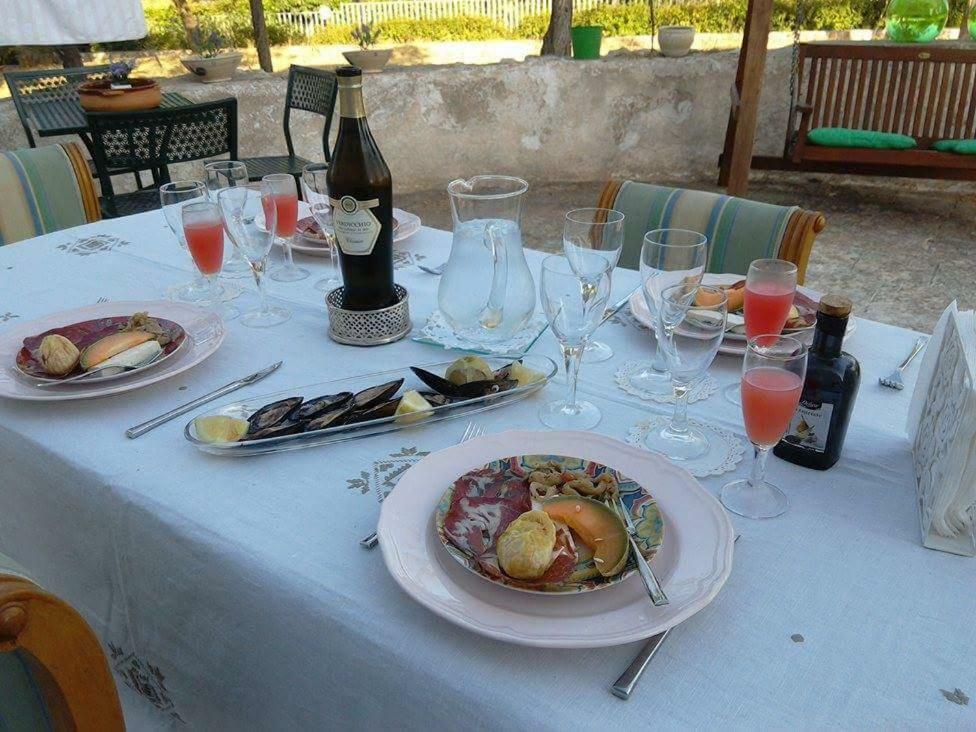 B&B Luxury Villa Olimpia Home Restaurant Selva Di Fasano Exterior foto